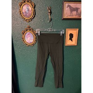Lululemon Align High-Rise Crop 23" Sz 8 Legacy Green